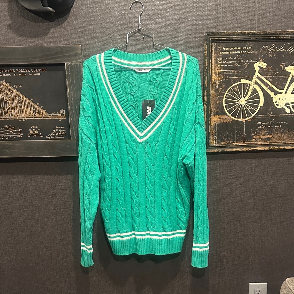 Prince Tennis V-Neck Sweater NWT